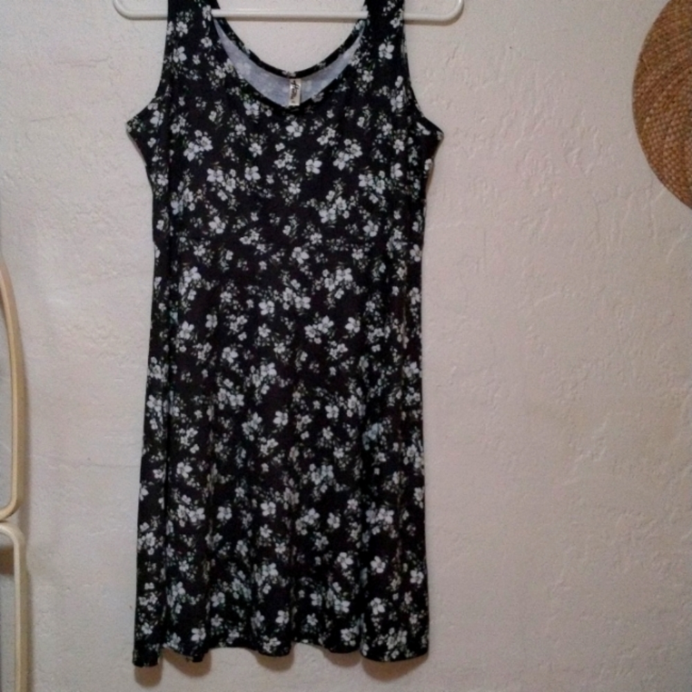 Women's sleeveless floral dress XL
